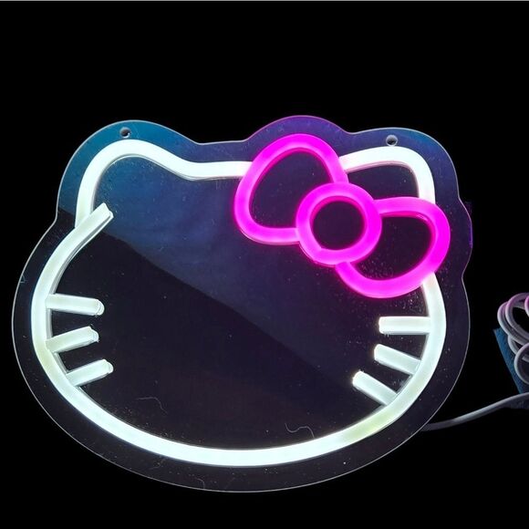 Hello Kitty LED Wall Mirror 9" Small Neon Pink Bow White Cat Face Light Up NEW - Picture 3 of 9